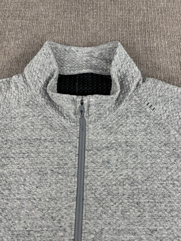 Lululemon At Ease 1/2 Half Zip Pullover Mens Large Light Gray Textured LM3DLUS gallery