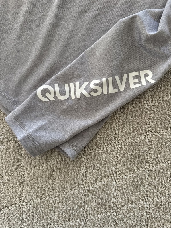 Quiksilver Surfing Shirt Long Sleeve Gray XL Beach Swimming Board A Frame Crest gallery