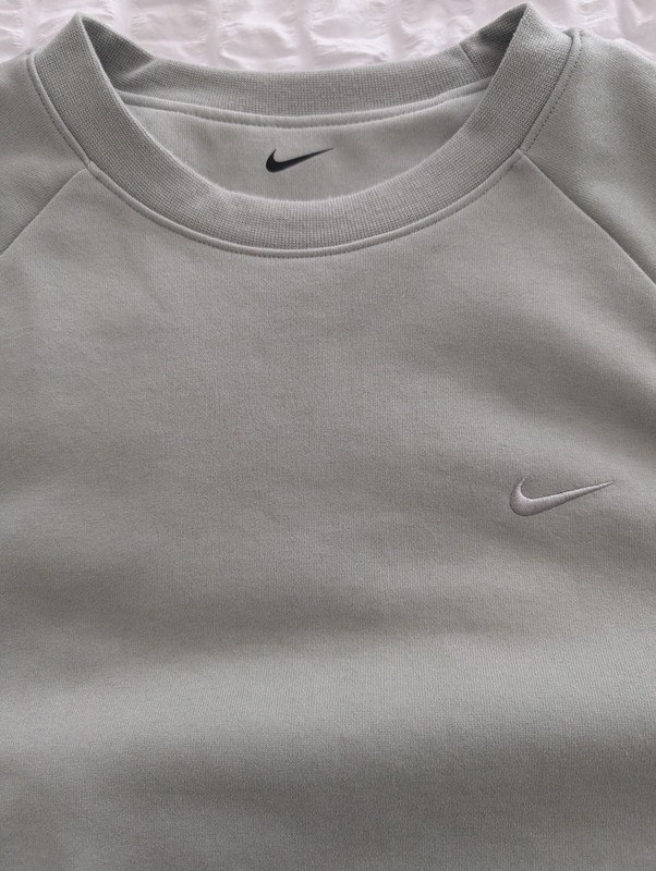 Nike Primary Fleece Men's Dri-FIT UV Performance Crew in Jade Green Size S gallery
