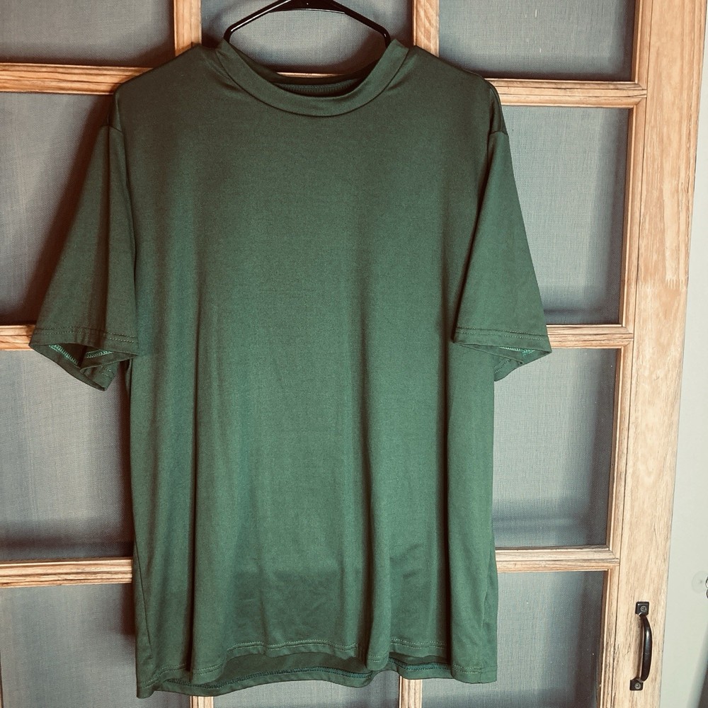 Unbranded Men's Green T-Shirt Size XL 22x29