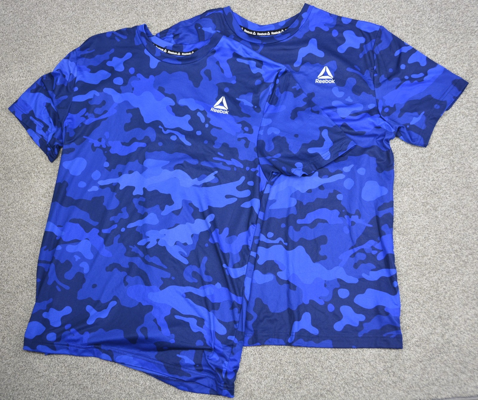 (2 Pack) Reebok Activewear T-Shirts Men's Medium Blue Camouflage gallery