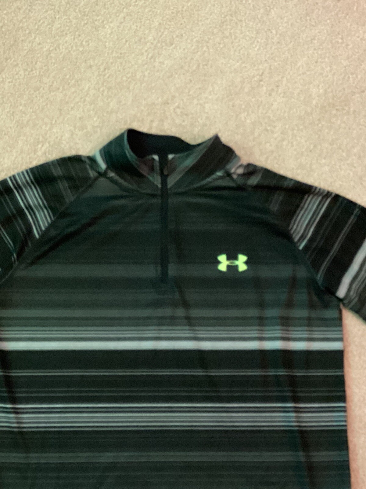 UNDER ARMOUR MANS LONG SLEEVED SHIRT, SMALL, PART ZIP FRONT, BLACK/ GRAYS gallery