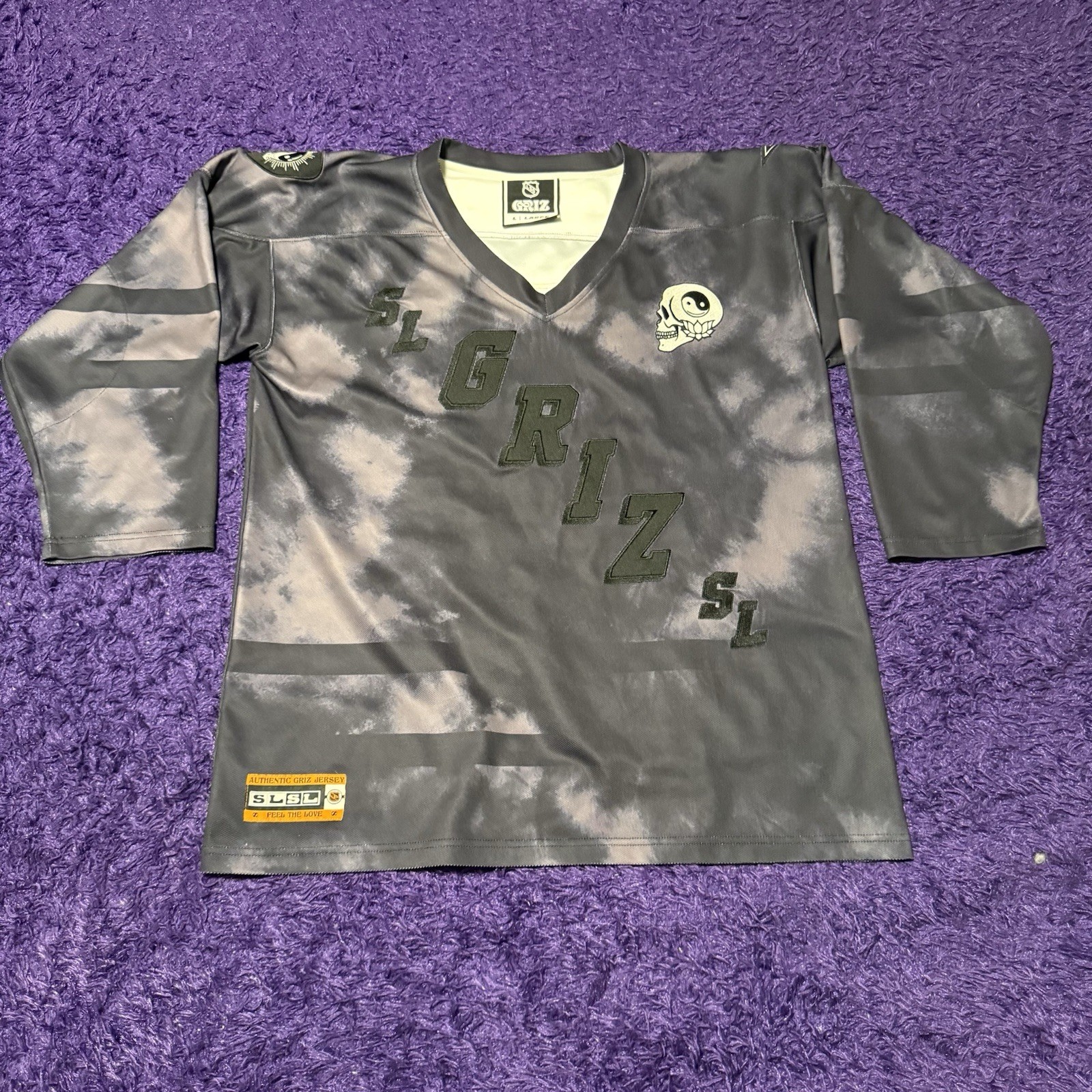 GRIZ TRIPLE MOON GLOW HOCKEY JERSEY *LARGE* gallery