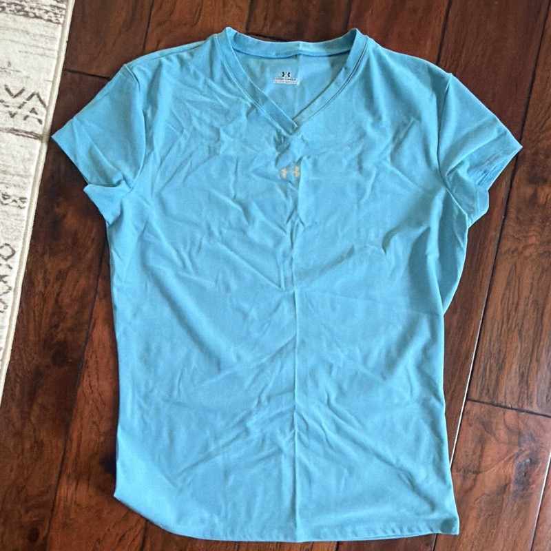 Under Armour Ladies Lot 4 V-Neck Athletic Shirts Sleeveless/Short Sleeve gallery