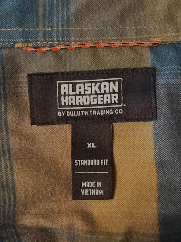 DULUTH TRADING CO. ALASKAN HARDGEAR UNTUCKED PLAID FLANNEL BUTTON SHIRT MEN'S XL gallery