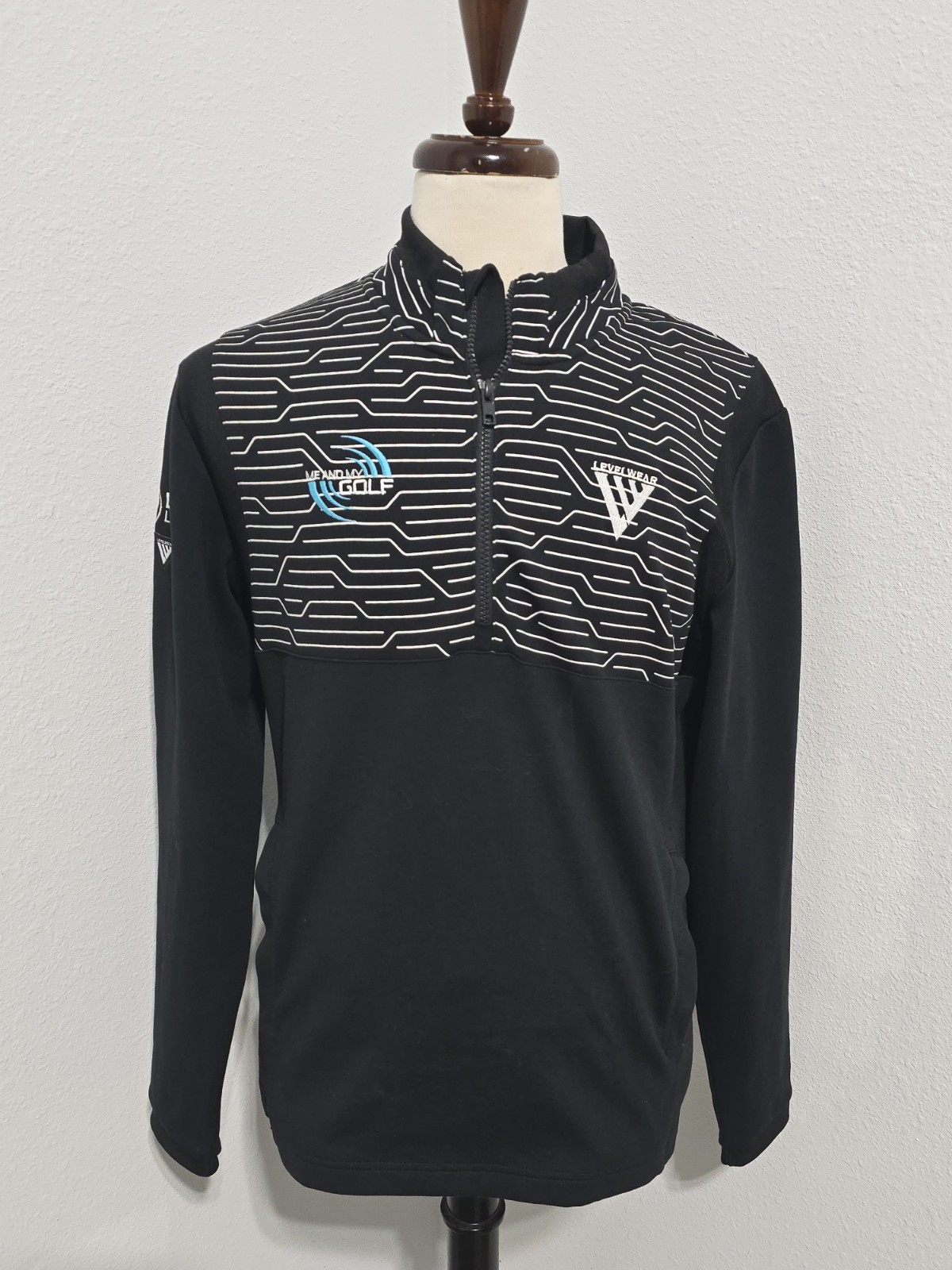 Levelwear Golf Pullover 1/4 Zip Me And My Golf Men Small gallery