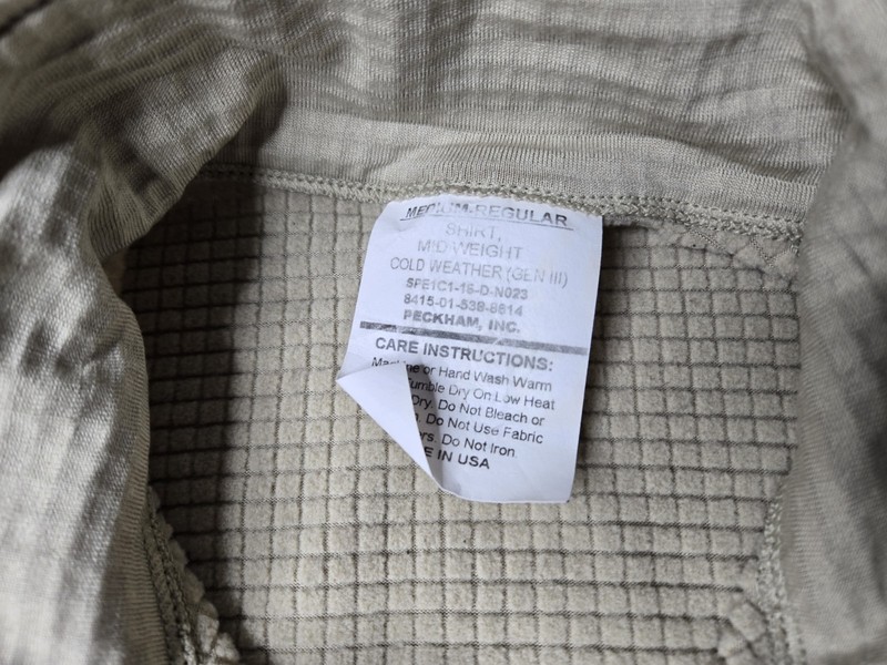 Military Gen III Grid Fleece Men's Medium Beige Long Sleeve 1/2 Zip Cold Weather gallery