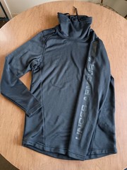 Under Armour UA Coldgear Men’s Black Funnel Neck Long Sleeve Shirt Size Small