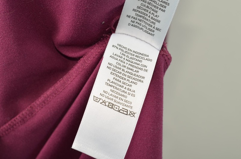 Rhone Session 1/4 Zip Pullover Mens 2XL XXL Purple Long Sleeve Spandex gallery