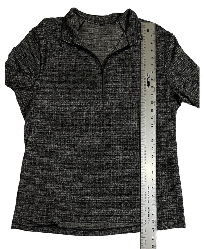 Lululemon Men's Surge Warm 1/2 Zip Pullover Size L Black/White w/ Thumb Loops gallery
