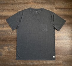 Vuori Tradewind Perofrmance Stretch Pocket Shirt Gym Men’s XL Charcoal Gray V109