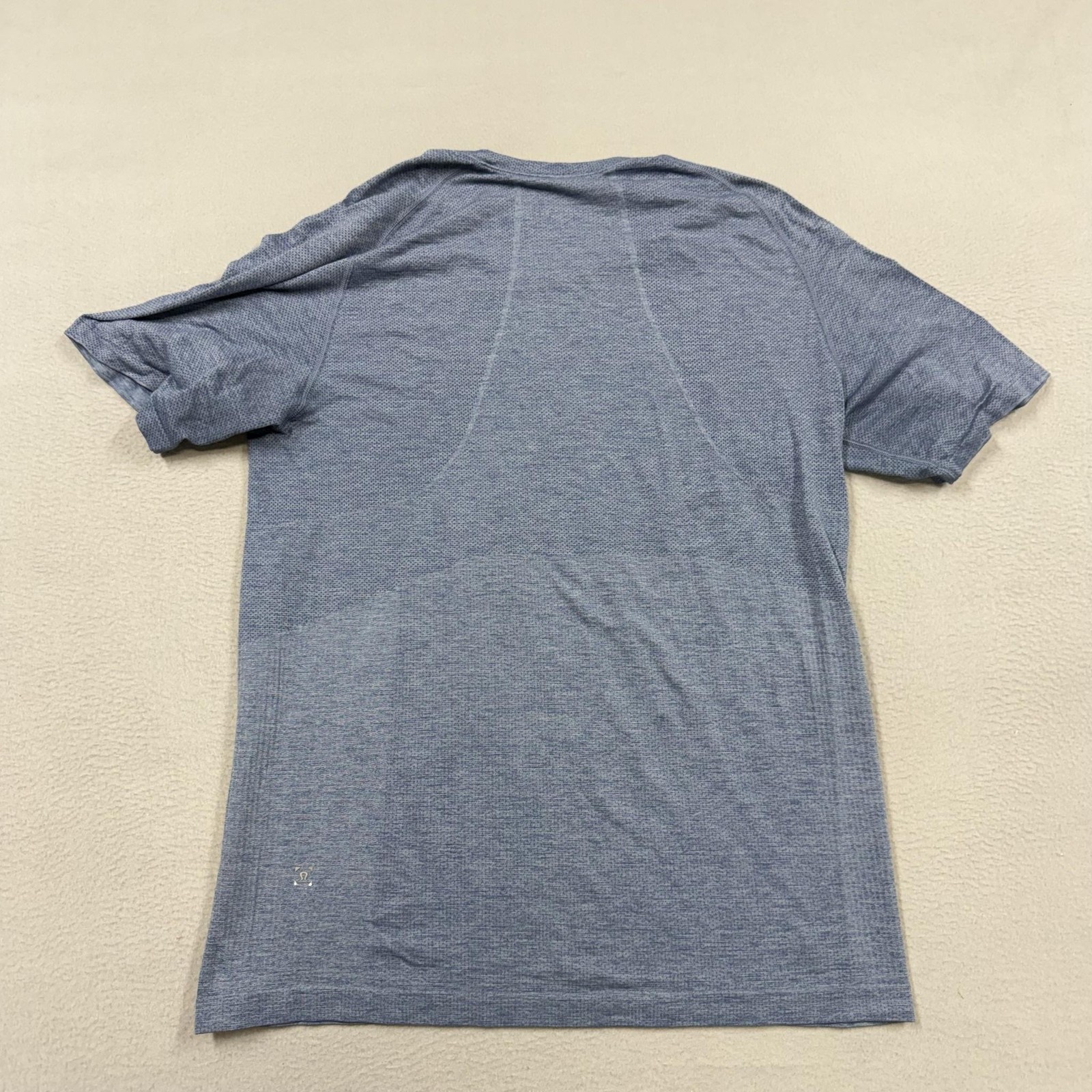 Lululemon Shirt Mens Large Blue Short Sleeve Lightweight Running Performance Top gallery