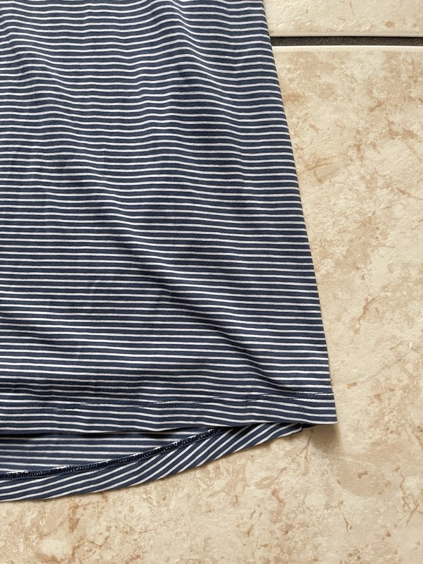 Lululemon 5 Year Basic Tee Men’s Short Sleeve Blue Large Stripe Classic T-Shirt gallery