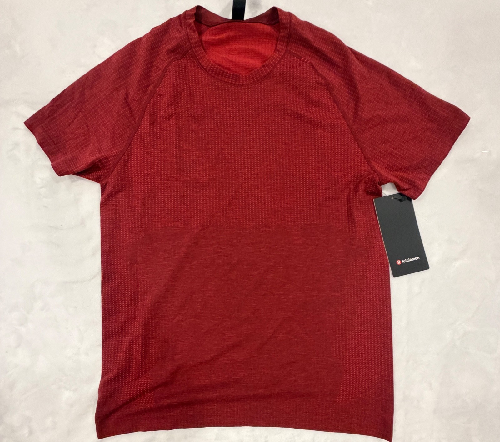 Lululemon Metal Vent Tech Short Sleeve Shirt Men’s Small S Red OXFD/BBAY gallery