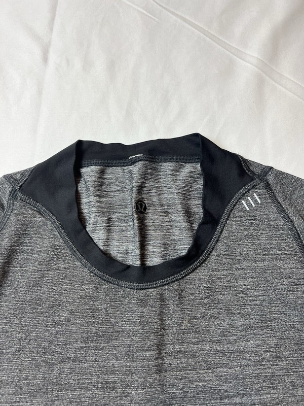Lululemon Short Sleeve Active Training Compression T Shirt Gray Men's Small gallery