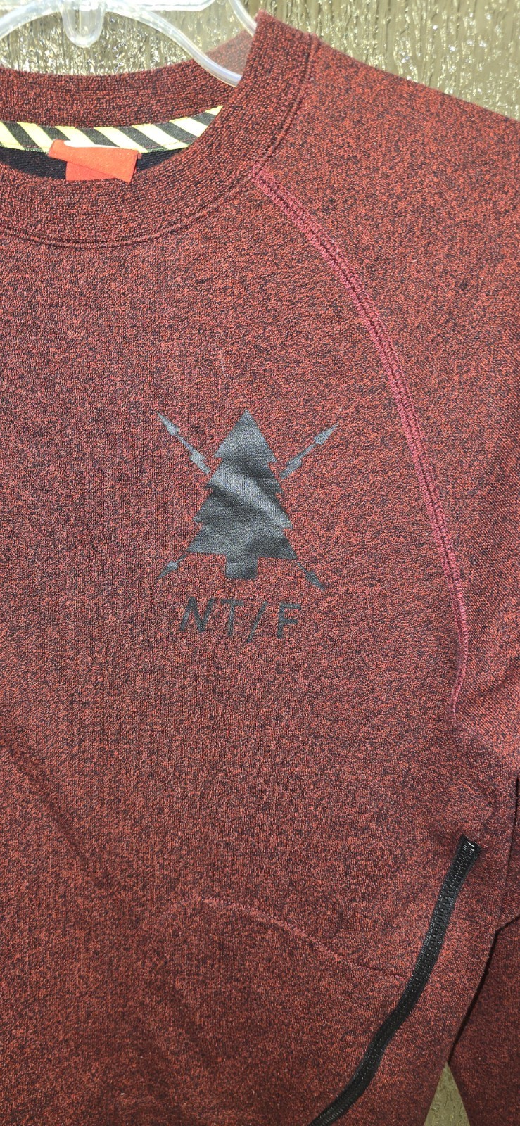 Nike NT/F Mens Small Top Maroon Pullover Sweatshirt Long sleeve Athletic Comfort gallery