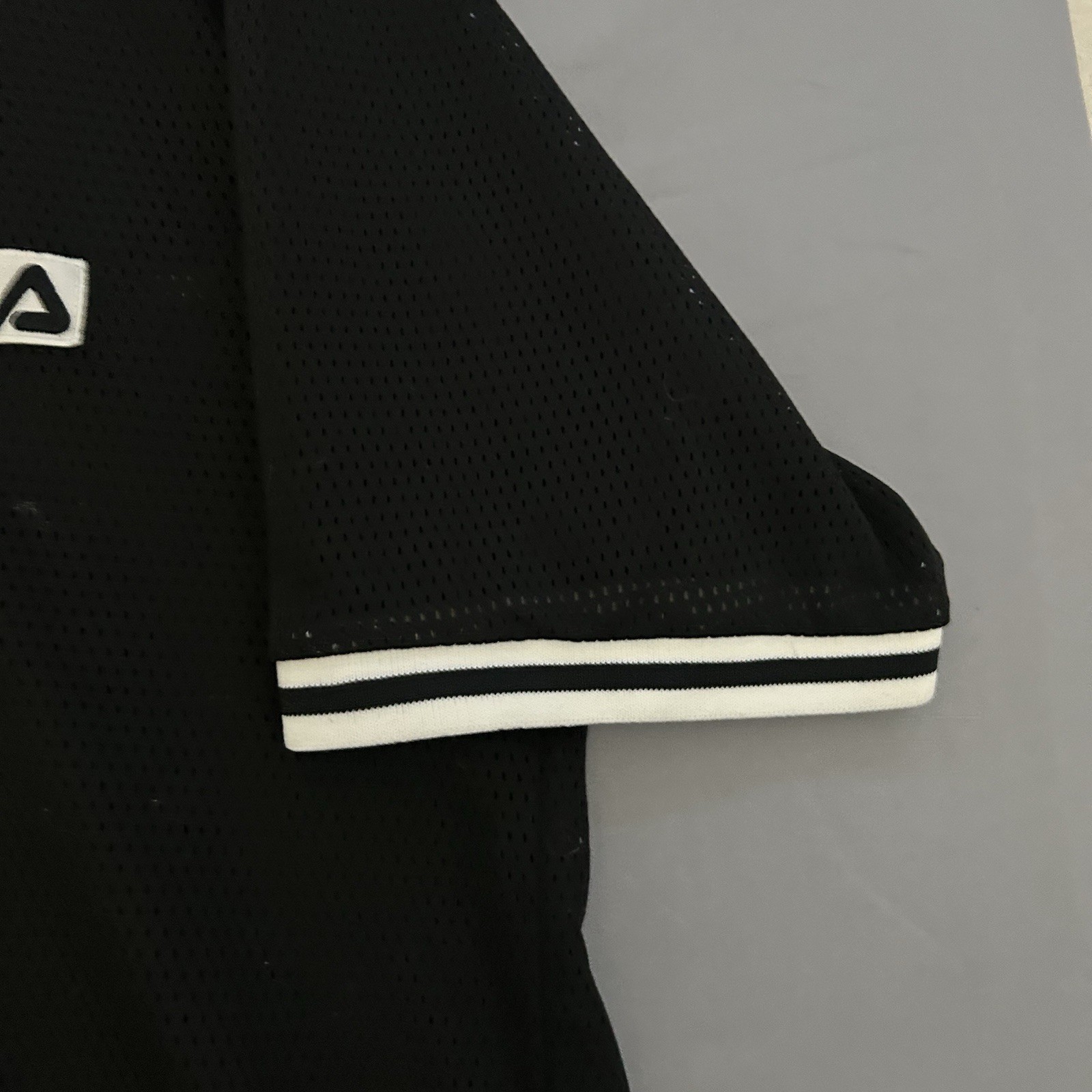 Vintage FILA V Neck T Shirt Mens Black White Ringer Spellout Logo Y2K Streetwear gallery