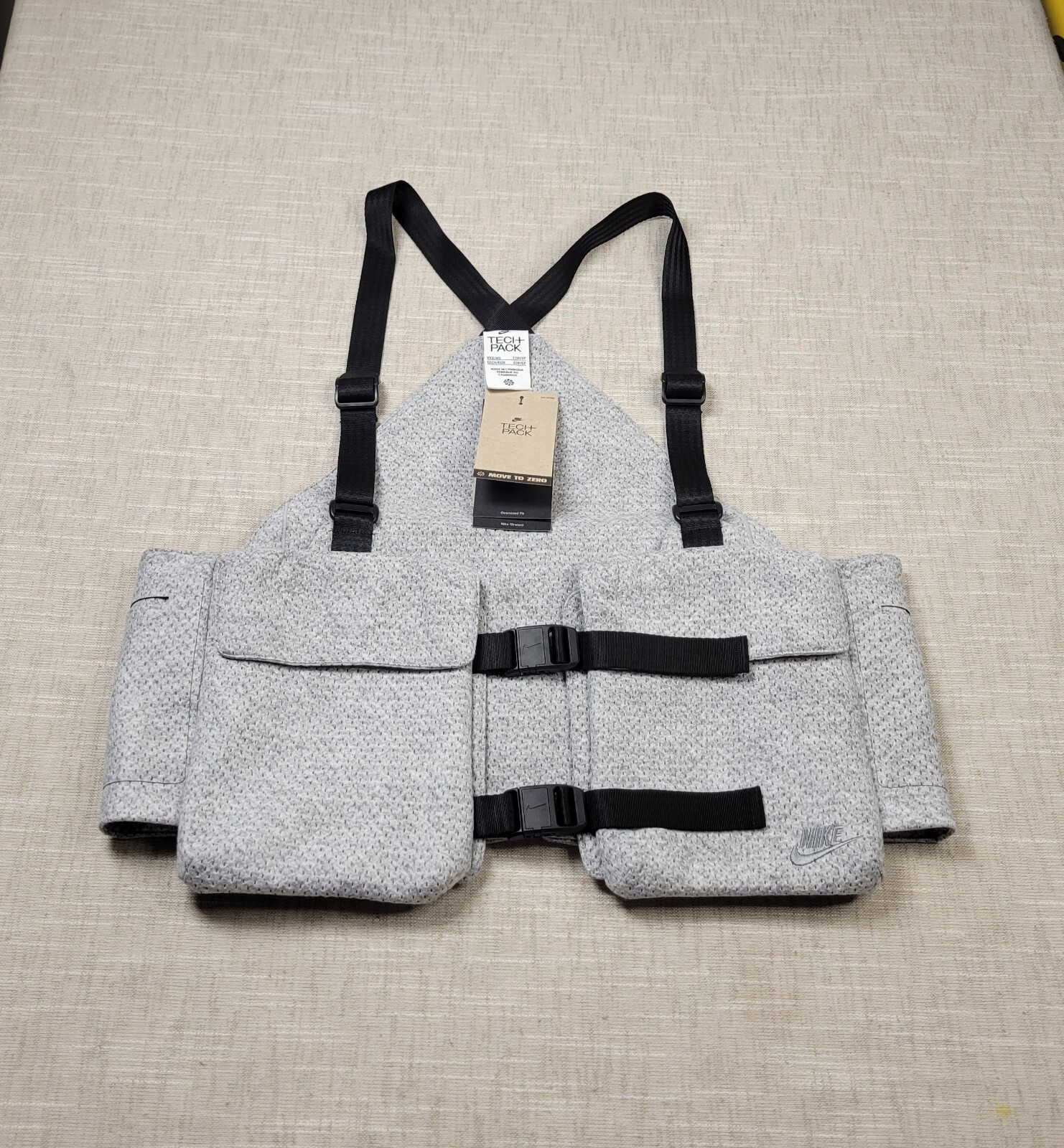NIKE Forward Tech Pack Utility Vest XXS/XS Mens Gray Black Gilet Oversized Fit gallery