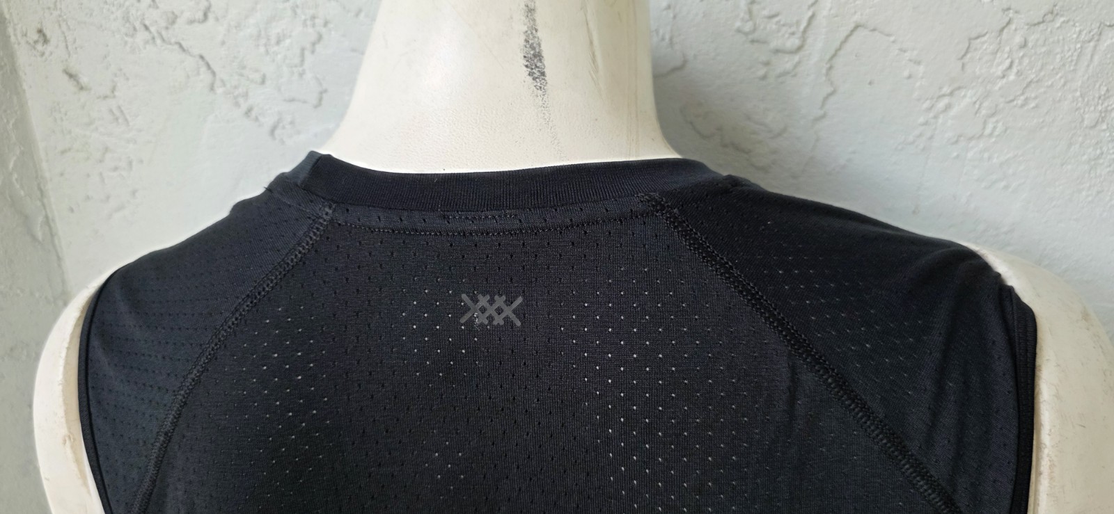 Rhone Tank Performance Vented Running Workout Black Gym Mens Large gallery