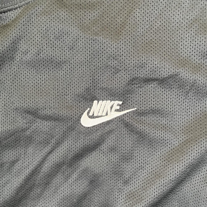 Vintage Nike Mesh Athletic T-Shirt Mens Large Black Warm Up Gym Running Gray Tag gallery