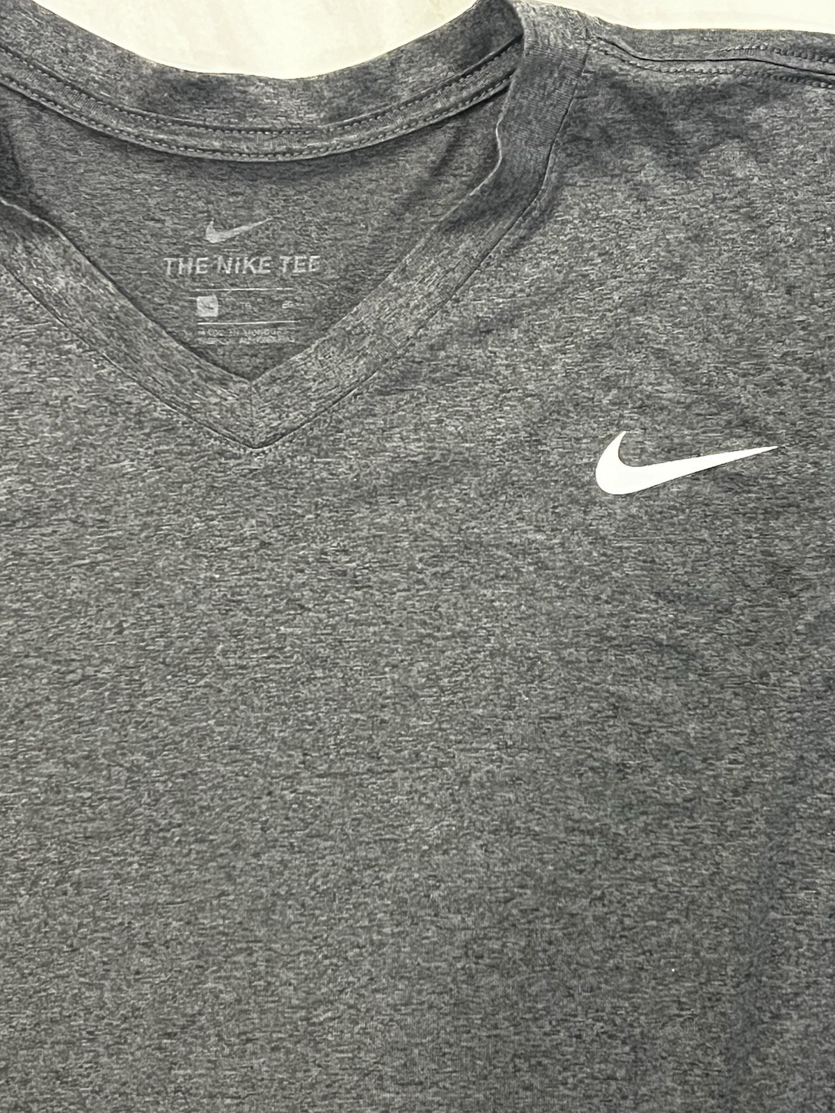 Nike Dri-Fit Gray T-Shirt XL gallery