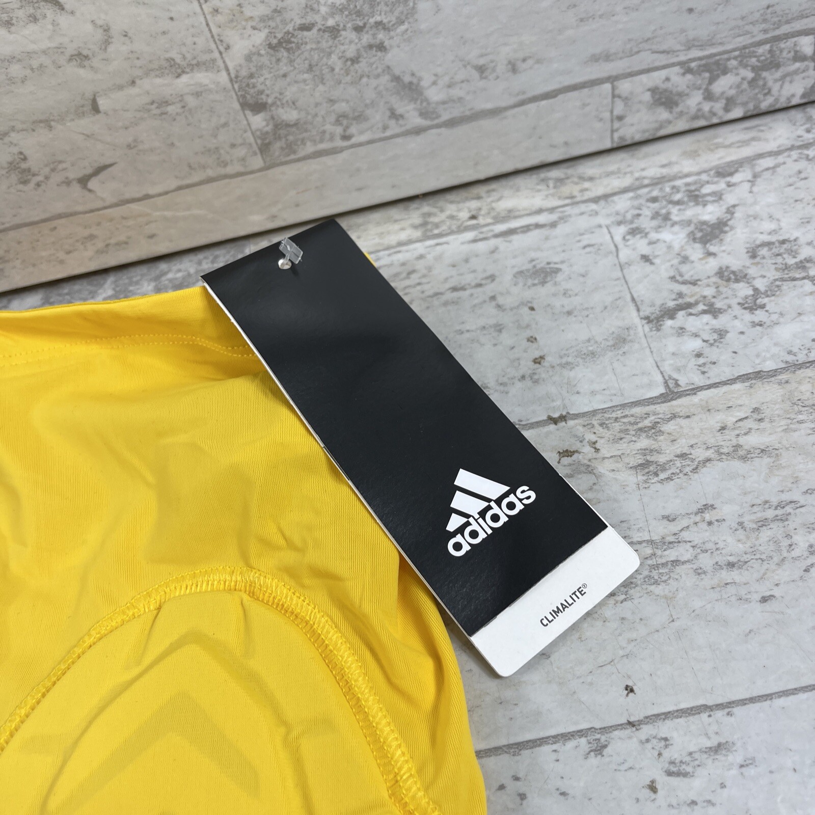 2x- NWT Adidas Techfit Padded Compression Arm Elbow Sleeve Yellow 2XLT Tall. gallery