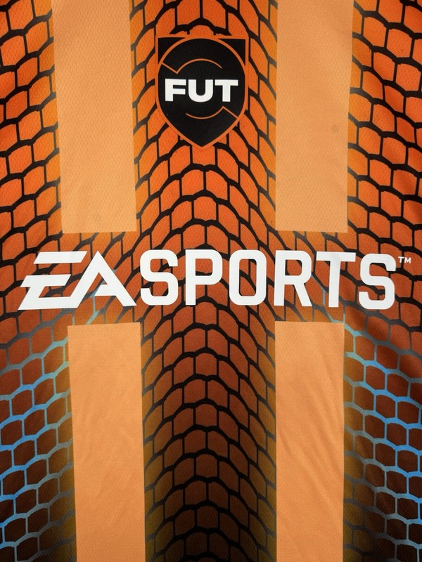 EA Sports FIFA 22 Team Fut Jersey Shirt #22 Chi_Kacee - Men's Medium gallery