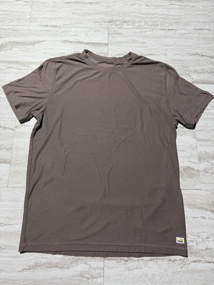 Vuori Shirt Strato Tech Men’s Med Gray/Purple Performance Tee Athletic Workout