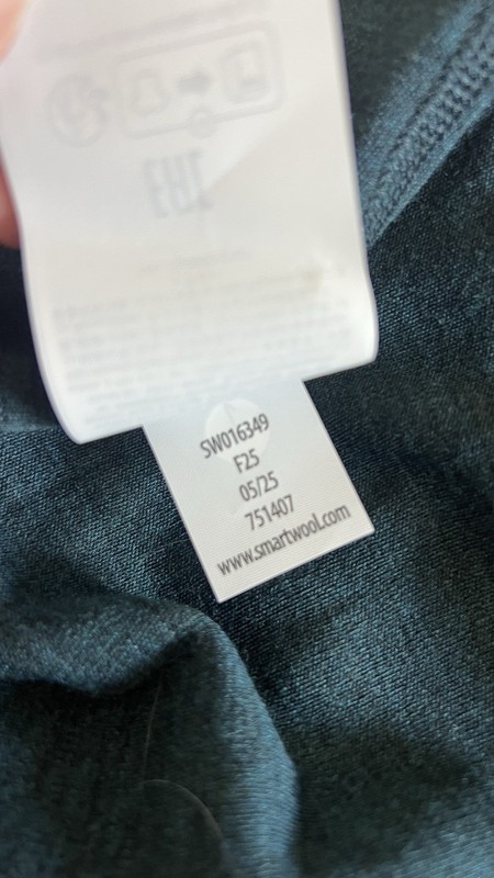 NWOT! Smartwool Shirt Mens M Classic Thermal Merino Wool Base Layer Crew gallery