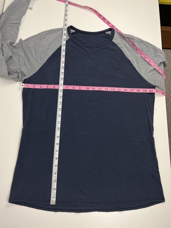 Lululemon Bodhi Long Sleeve Shirt Mens Size L Nautical Navy Heathered Gray USED gallery