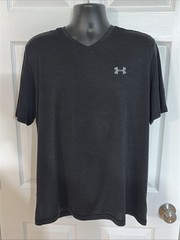 Under Armour HeatGear V Neck Shirt Mens XL Black Loose Fit Athletic Tee