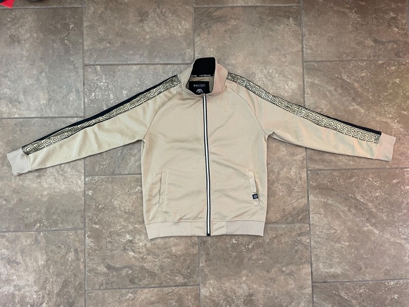 Switch Remarkable Limited Edition Jacket Sleeve Trim Gold Size M gallery
