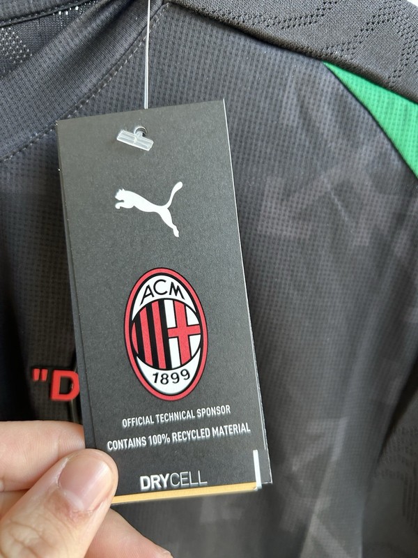 NWT PUMA x Off White AC Milan Pre Match Soccer Jersey Black RARE Size Large gallery
