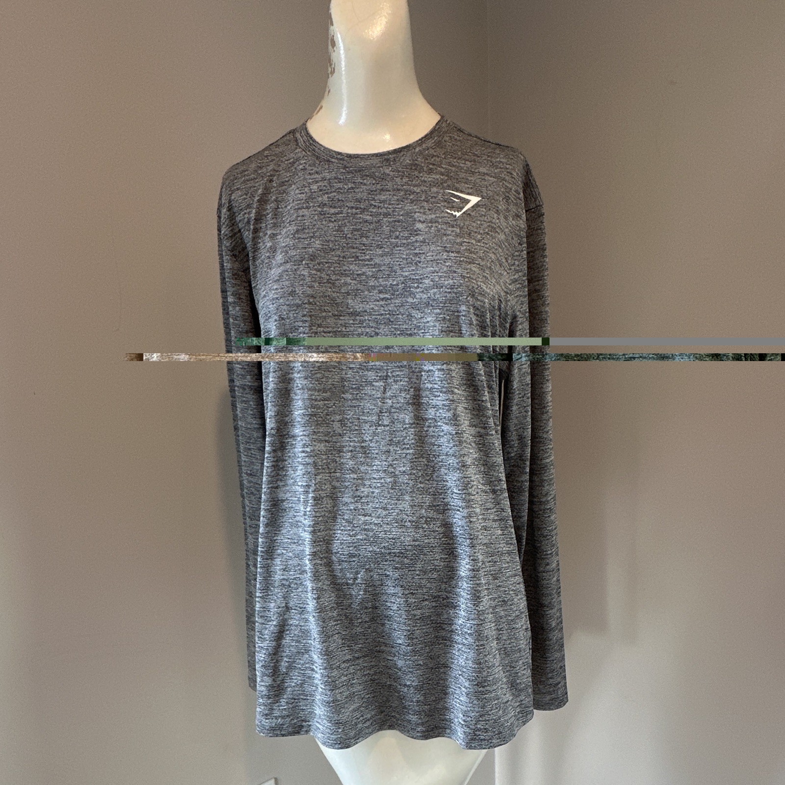 Gymshark Men's Heather Gray Long Sleeve Crew Neck Lightweight T-Shirt Size M gallery