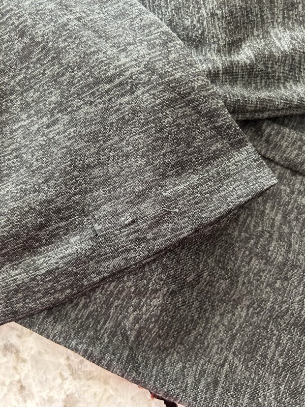 Men’s Small Under Amour Tech black/green Crew Neck Athletic Shirt gallery