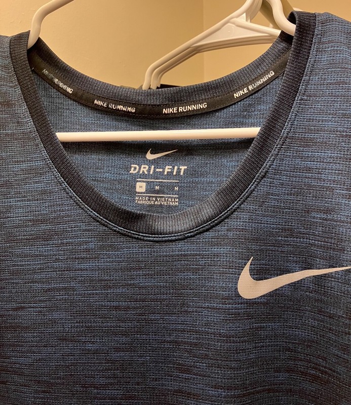 Nike Men’s Dri-Fit Medalist Running Tank feat. SoulCycle Skull Logo, Size MEDIUM gallery