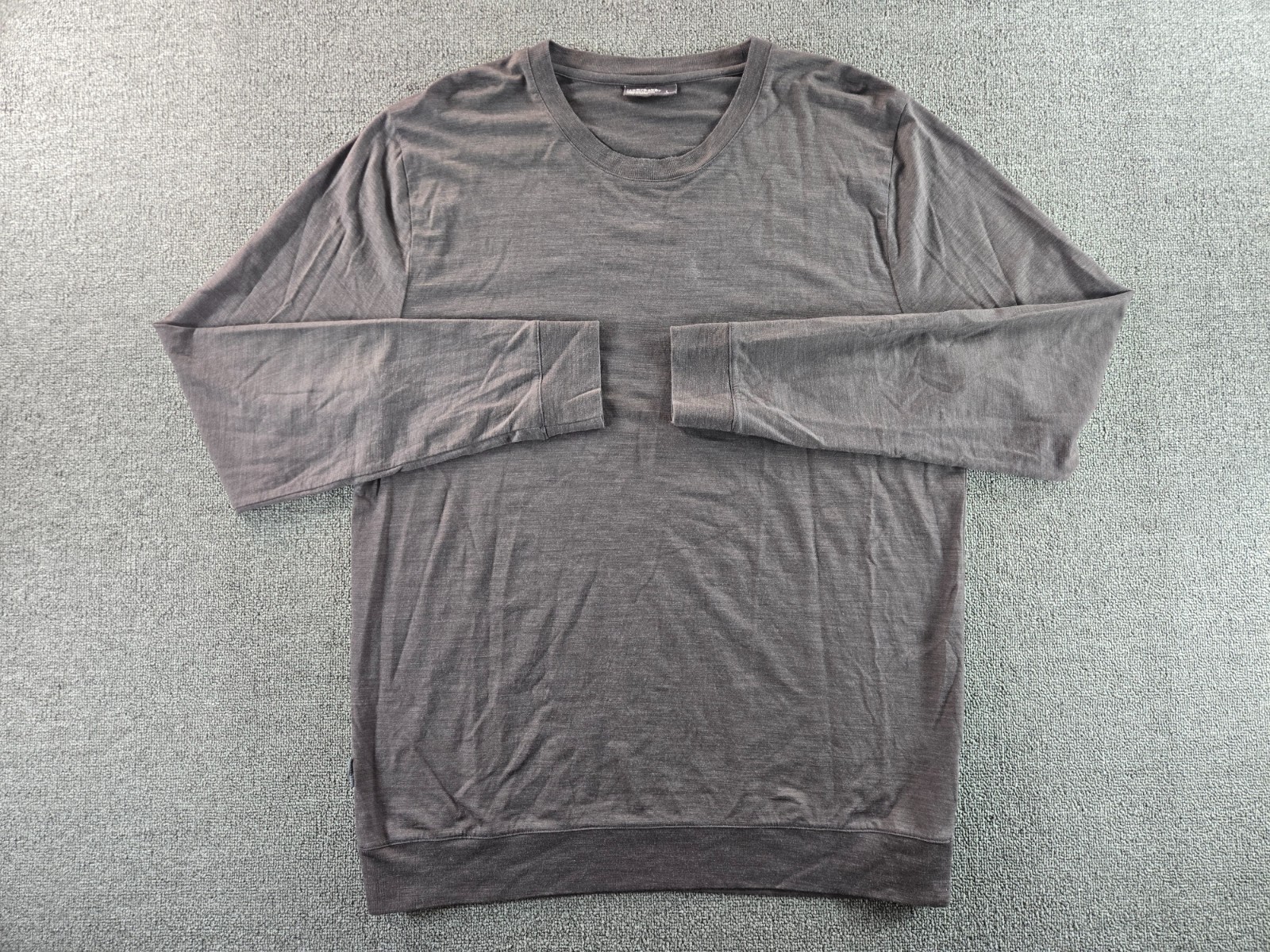 Icebreaker Shirt Men's Large Gray Merino Wool Base Layer Long Sleeve Pullover gallery