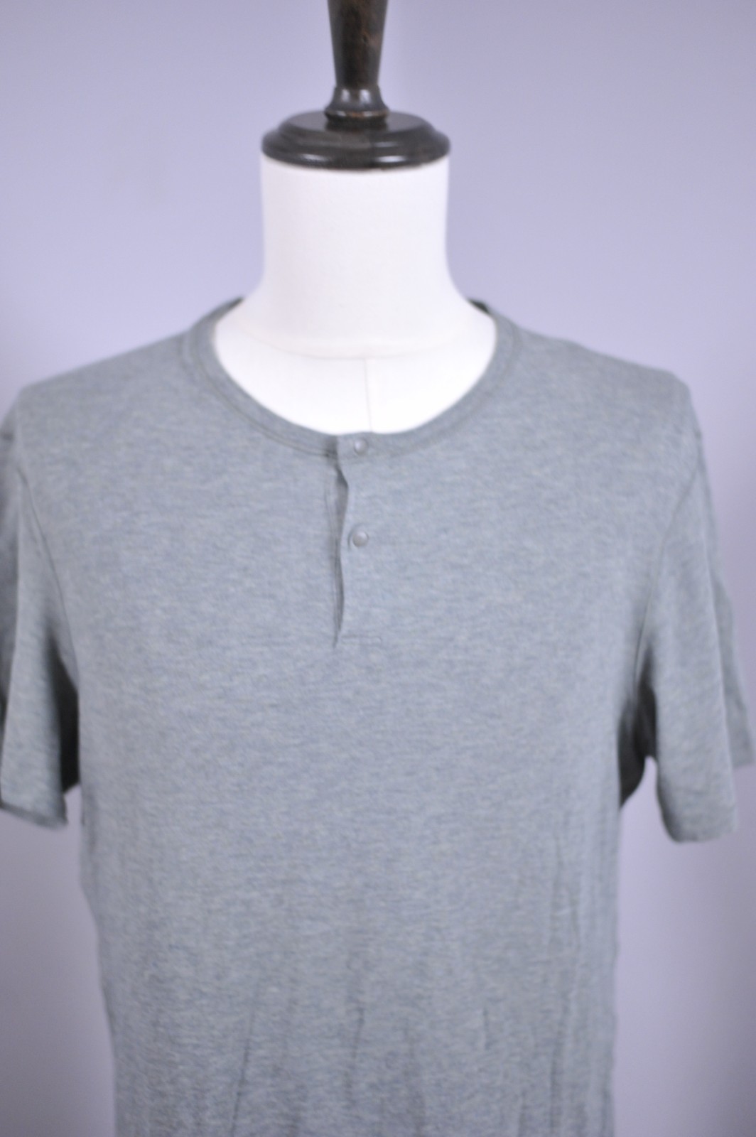 Lululemon 2 Button Henley Heather Gray/Blue Men's Large L gallery
