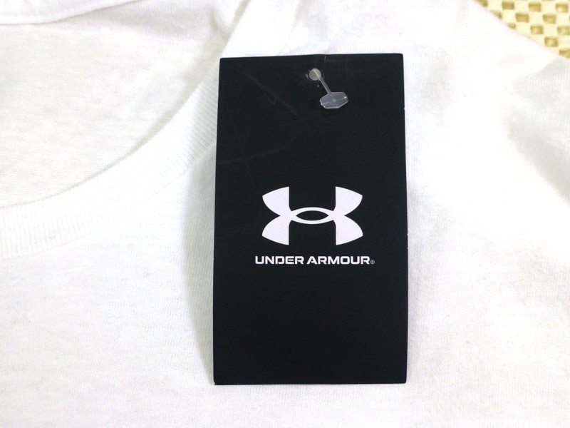 Under Armour Mens XL Loose Fit Vintage White T-Shirt Finest Quality Sport Appare gallery