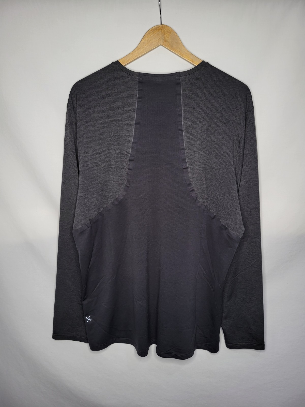 Lululemon Fast & Free Long Sleeve Men's Size XL Black Heathered Coal gallery