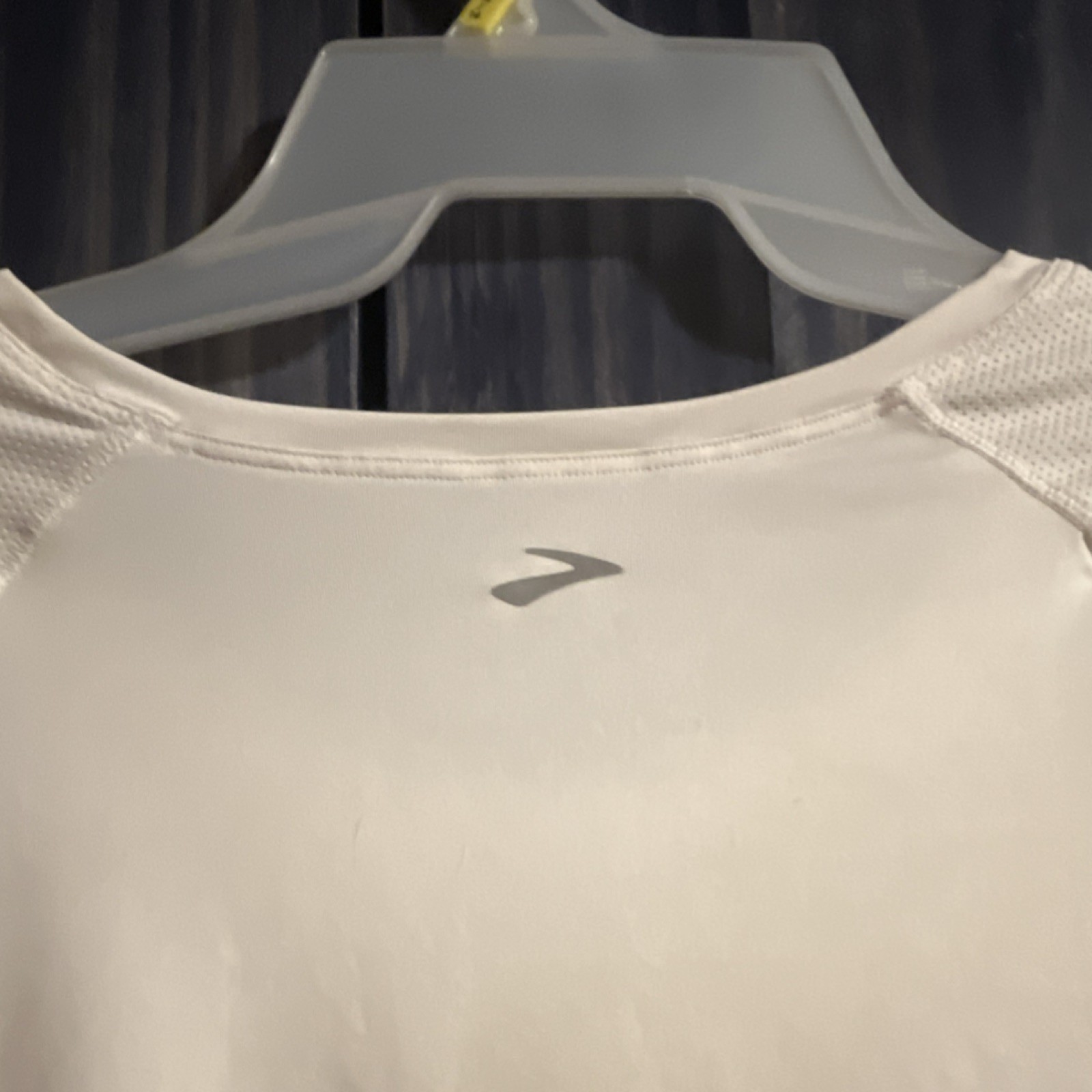 Brooks Womens White Lightweight Long Sleeve Crew Neck Activewear Running T-Shirt gallery