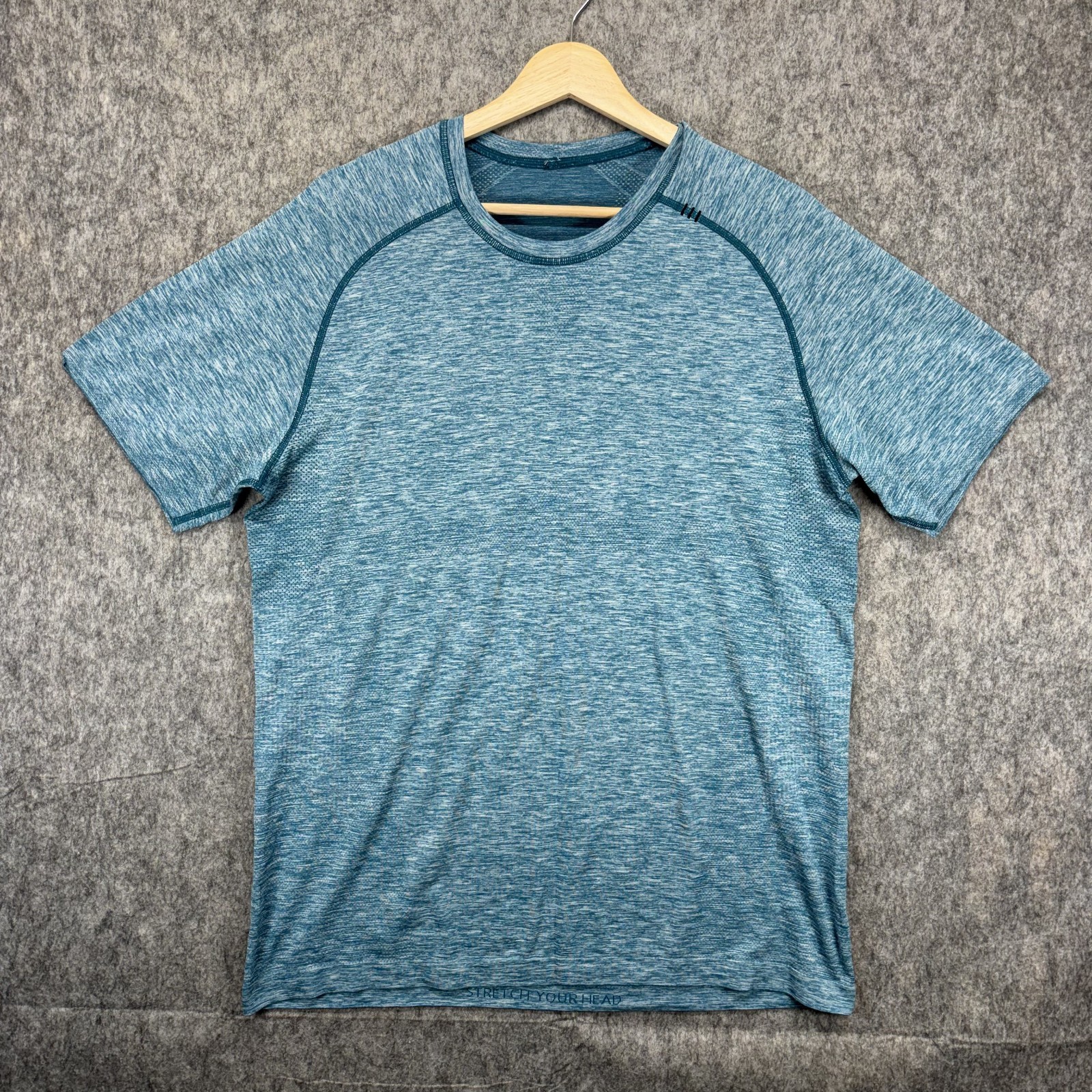 Lululemon Metal Vent Tech T-Shirt Mens Large Blue Short Sleeve Stretch Gym Train gallery