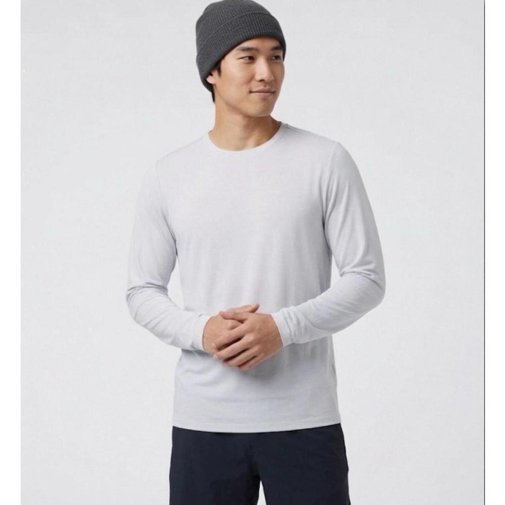 Vuori Men’s XL Gray Pullover Crew Neck Long Sleeve Ribbed Tee Stretch Solid