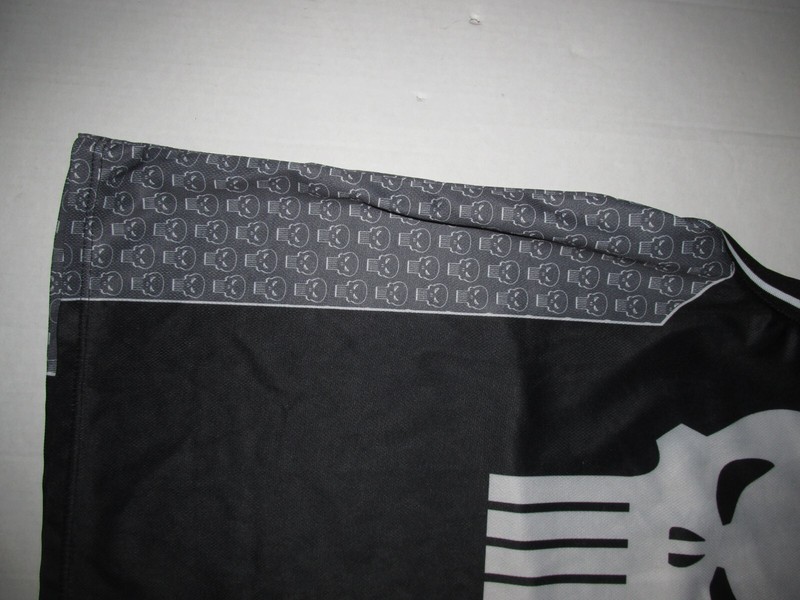 Marvel The Punisher #74 Basketball Jersey Size Small gallery