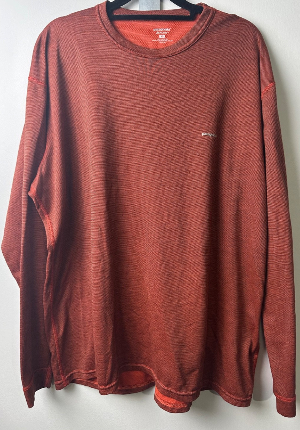 Patagonia Midweight Capilene Baselayer Long Sleeve Red Men’s Size XL Stripe A19 gallery