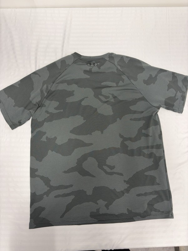 Under Armour Loose Fit Camo T-Shirt Gray Camo Print XL Performance Nice gallery