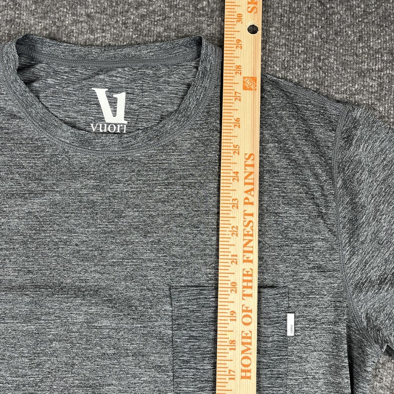 Vuori Shirt Mens Large Gray Short Sleeve Athletic Stretch Pocket Performance Tee gallery