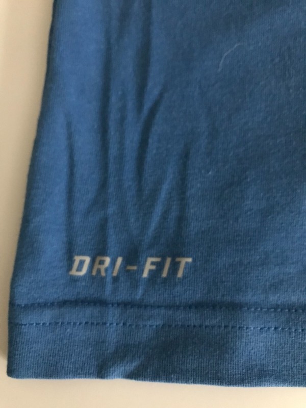Nike Mens Fits like Small (Marked as Medium) Tee Shirt Blue with Football Logo gallery