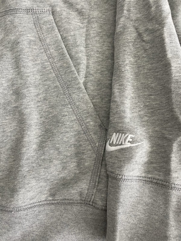 New Nike Club Fleece Long Sleeve Rugby Polo Shirt Men’s Sz Medium FN3112-063 gallery
