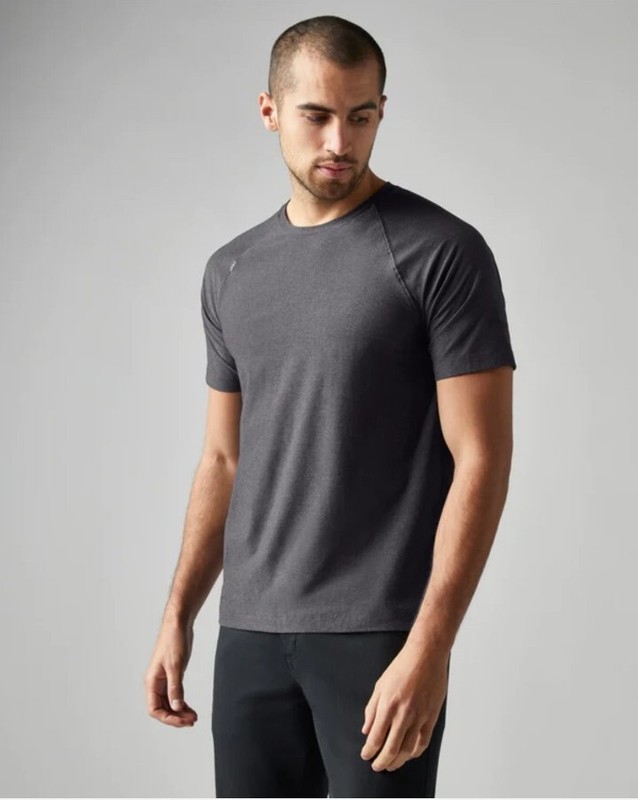 Rhone Men's Reign SS Workout Shirt Anti-Odor Moisture Wicking Quick Dry New w/t gallery